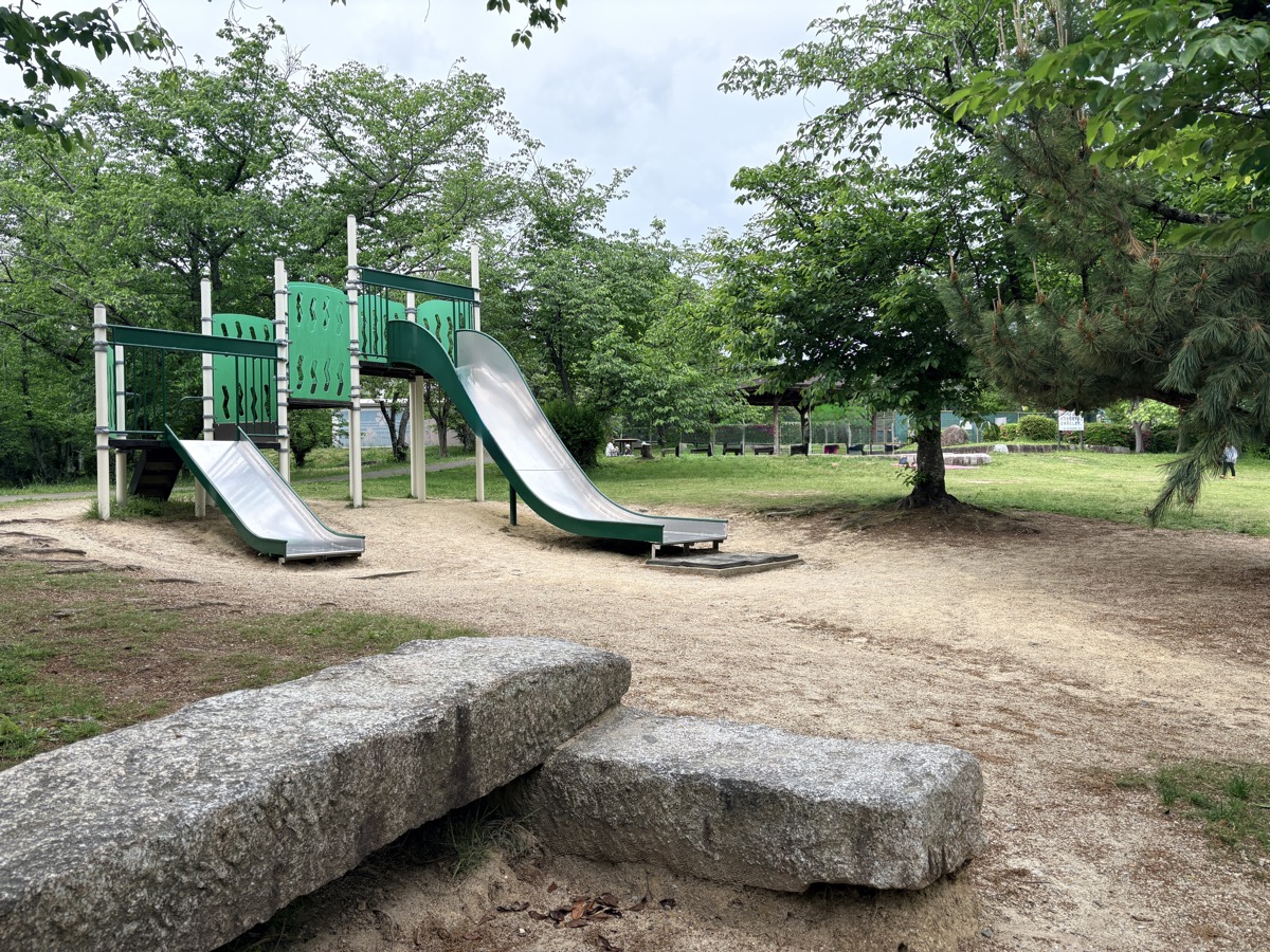 さくら公園の遊具
